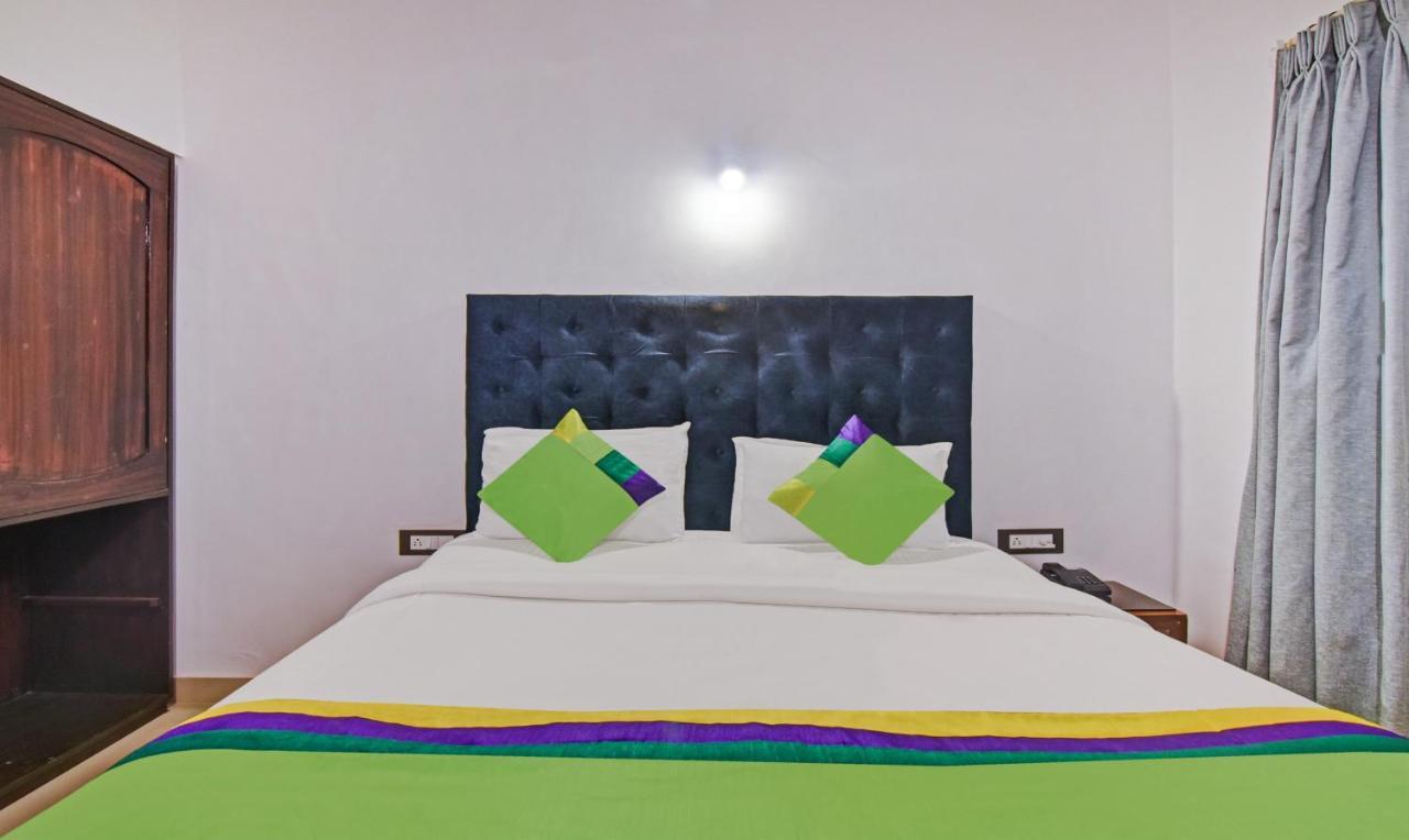Santa Monica Resort - Calangute Exterior photo